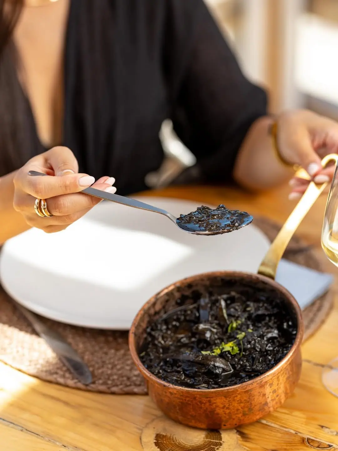 Arroz negro de choco no restaurante O Rei do Tacho em Grândola